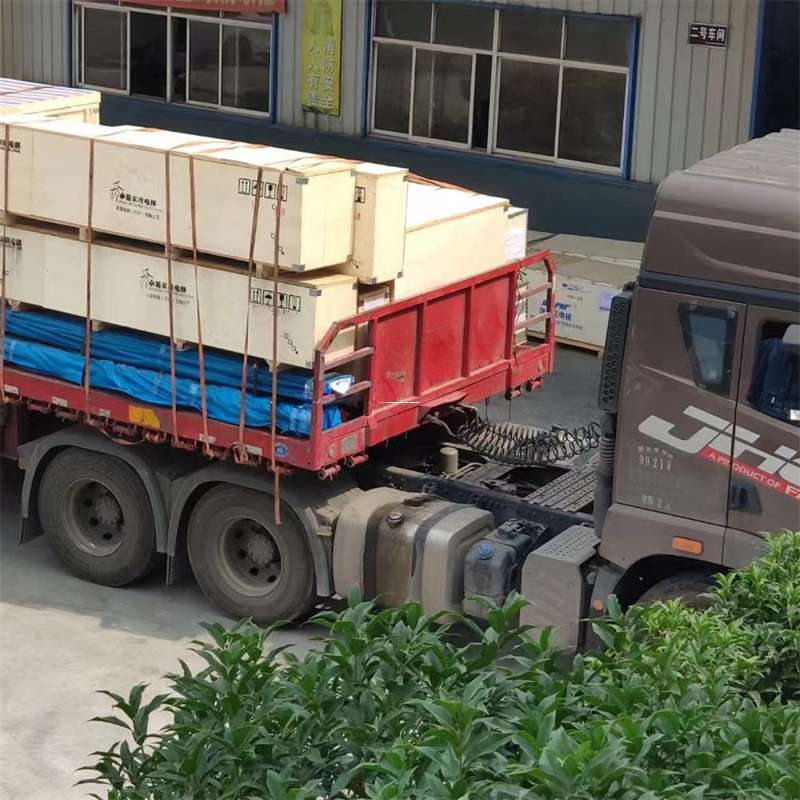 新泰至新疆阿勒泰福海县物流专线，一站式服务，让您的货物畅行无忧
